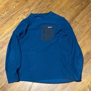 Mens patagonia R1 crewneck medium